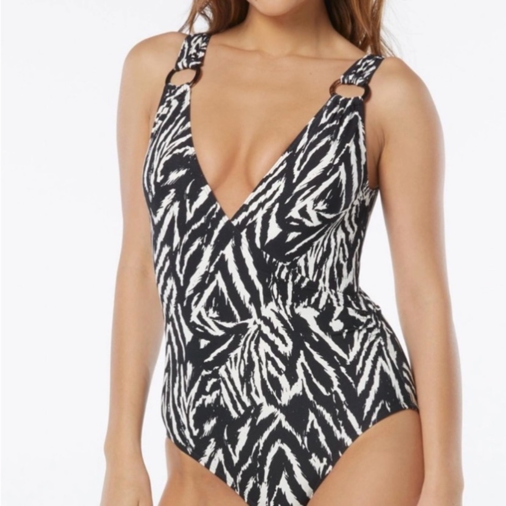 Carmen Marc Valvo Black and White One Piece Swimsuit, Size 8, NWT, nylon-spandex